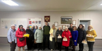 ​В День матери единороссы от лица секретаря партии поздравили матерей участников СВО - Газета Истра сегодня
