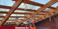 В деревне Павловское начали капитальный ремонт крыши многоэтажки - Regions.Ru