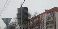 Сломанный светофор вызвал хаос на дороге - Истра.РФ