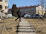 Пешеходам в Восточном предстоит спотыкаться до конца года